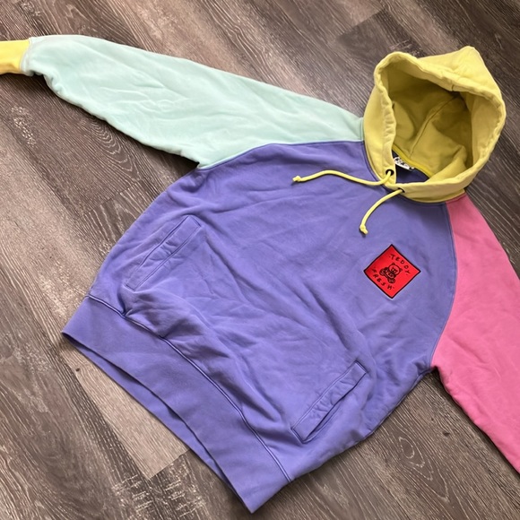 Teddy Fresh - Picture 16 of 16